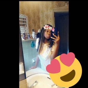 Meet your Posher, Tavia